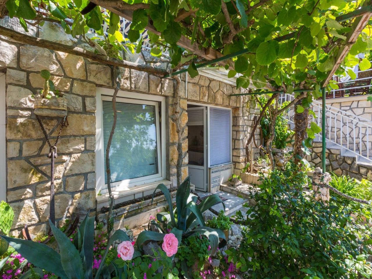 Apartments Susanne Новий Винодольський Екстер'єр фото