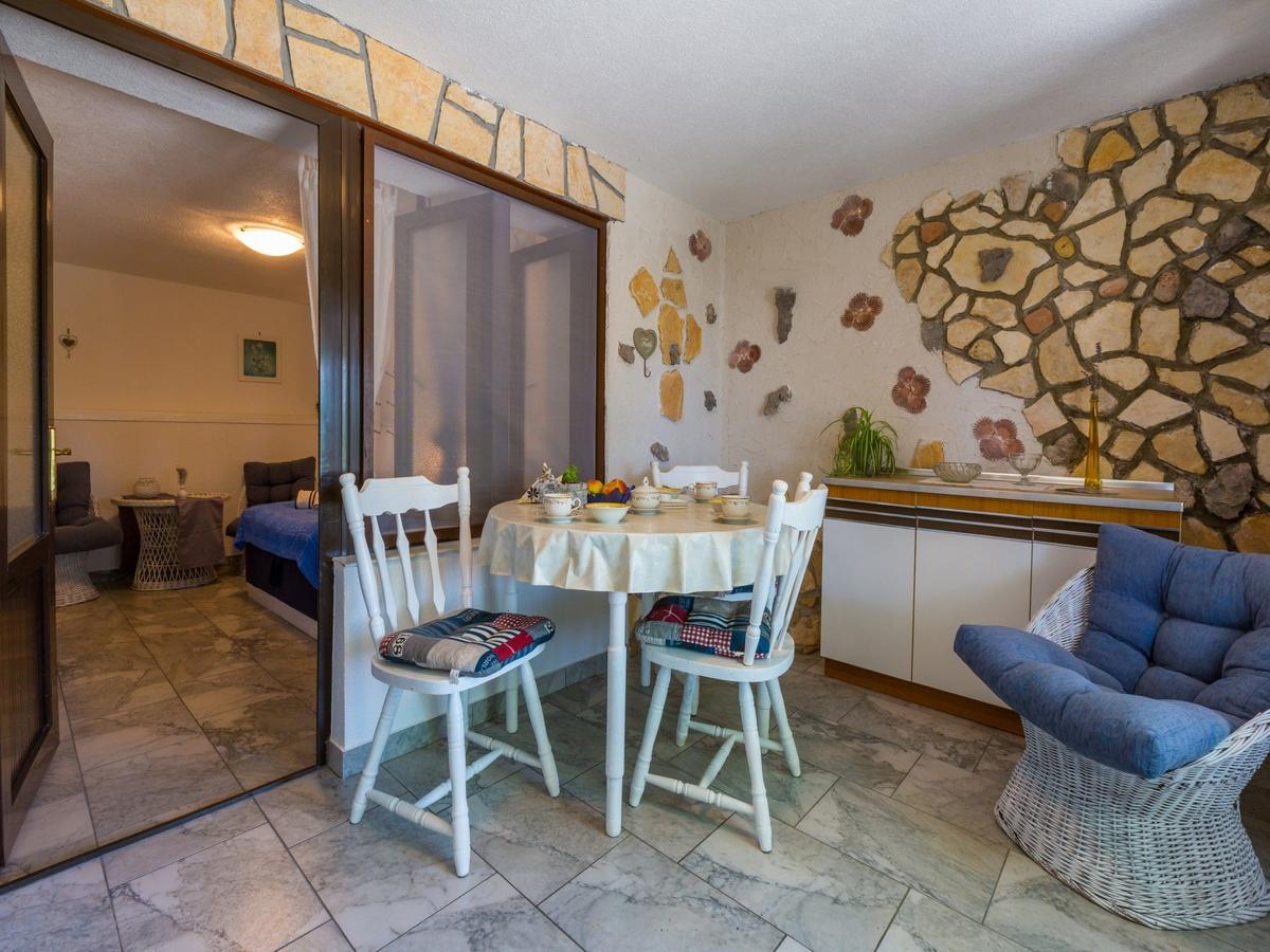 Apartments Susanne Новий Винодольський Екстер'єр фото