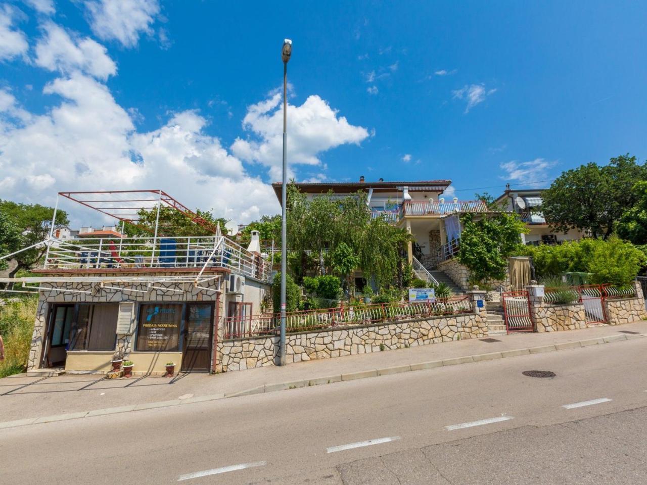 Apartments Susanne Новий Винодольський Екстер'єр фото